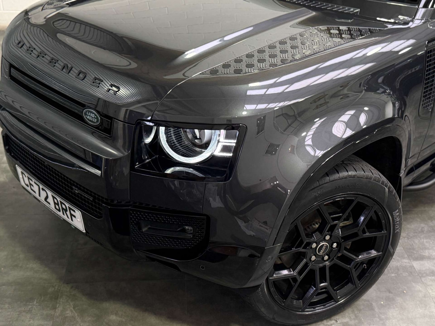 Used Land Rover Defender 2022 for sale - 76453780: Photo 11