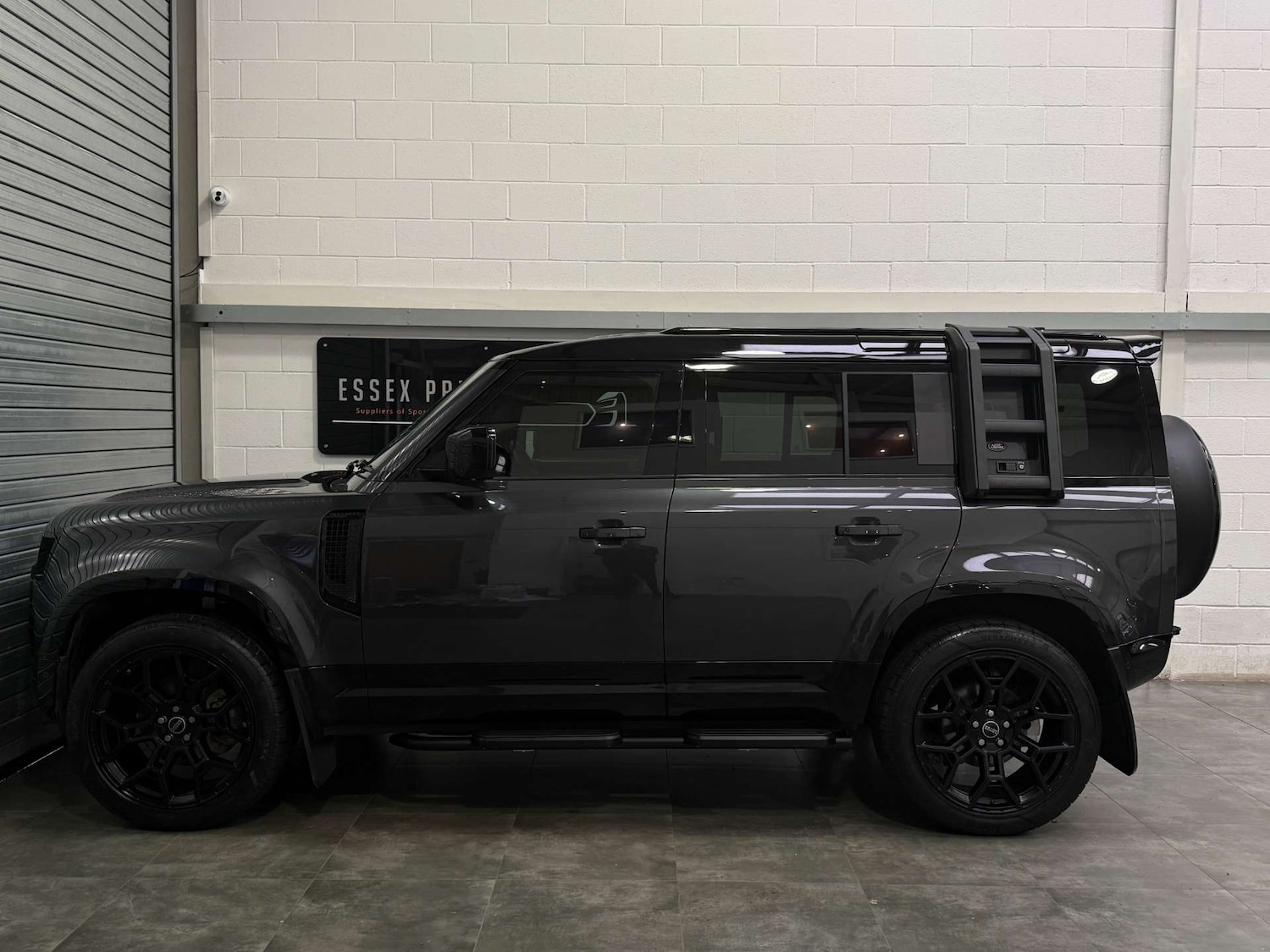 Used Land Rover Defender 2022 for sale - 76453780: Photo 4