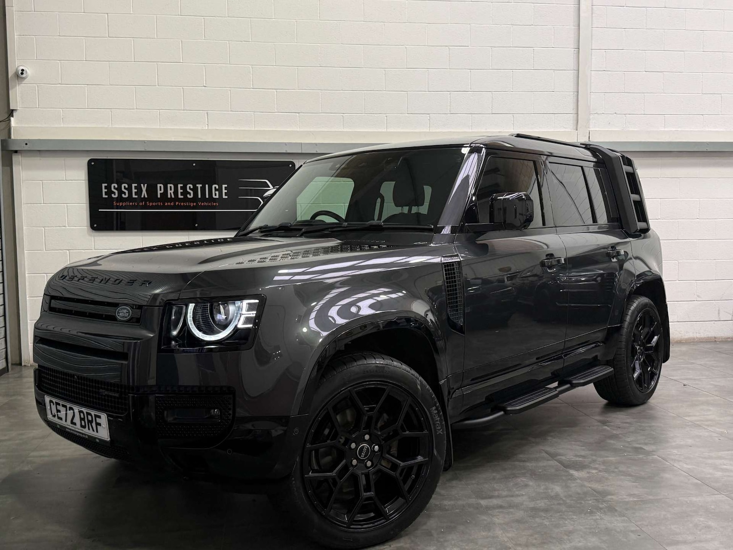 Used Land Rover Defender 2022 for sale - 76453780: Photo 9