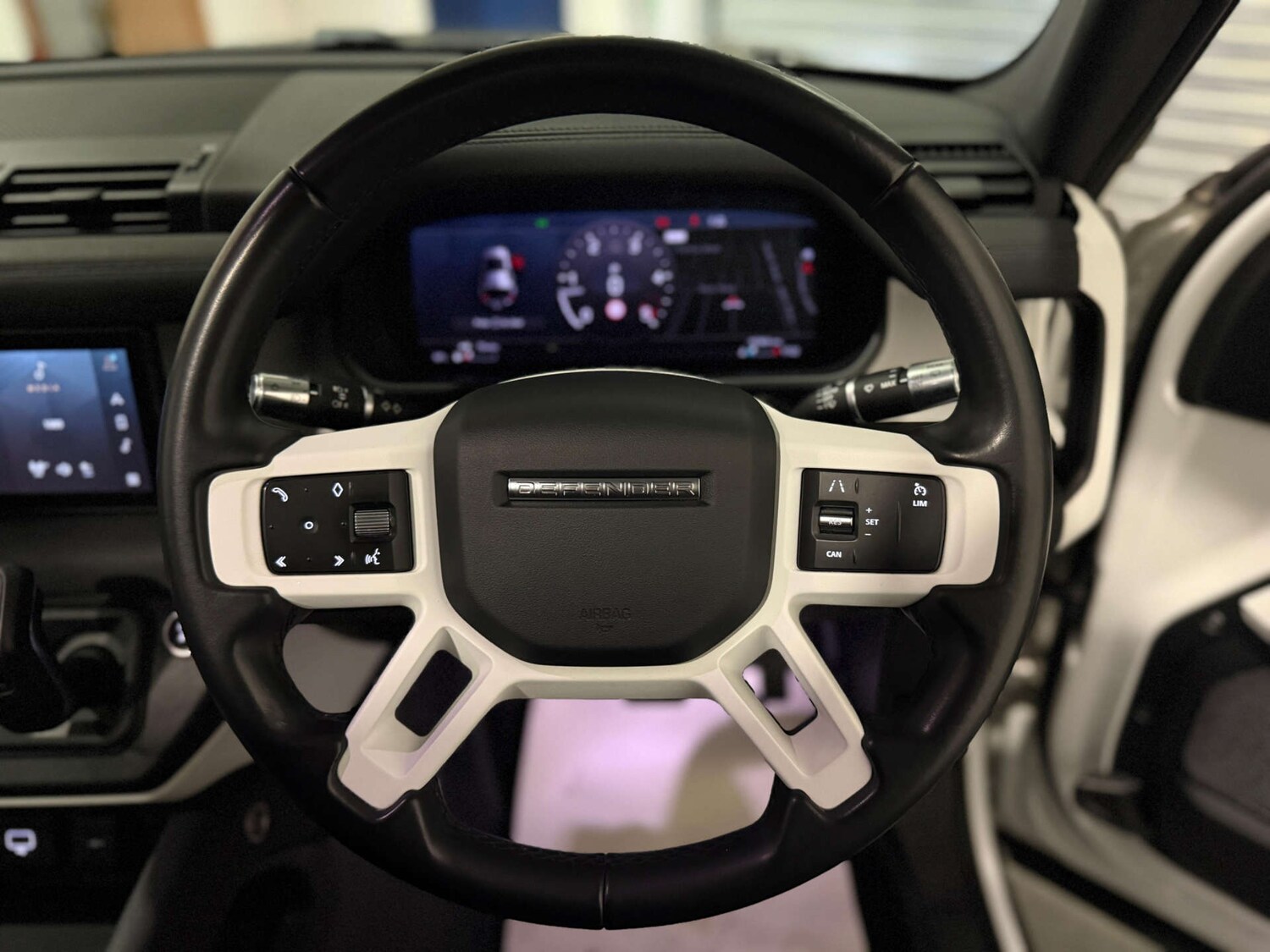 Used Land Rover Defender 2020 for sale - 77498246: Photo 14