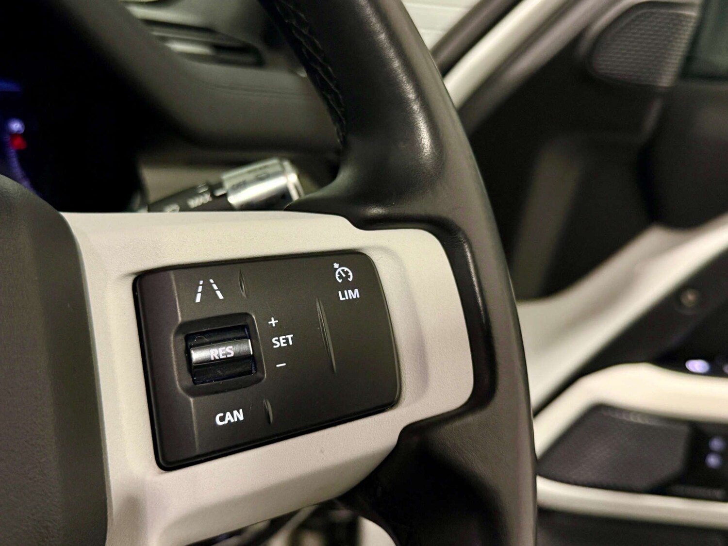 Used Land Rover Defender 2020 for sale - 77498246: Photo 26