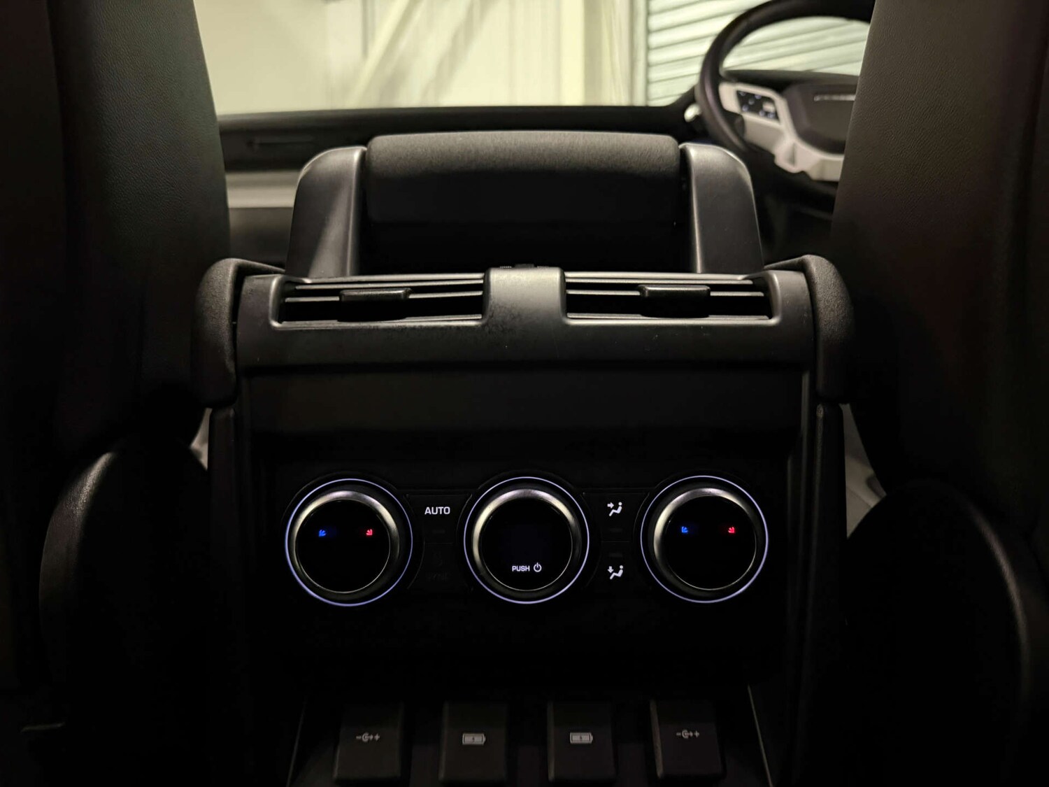 Used Land Rover Defender 2020 for sale - 77498246: Photo 27