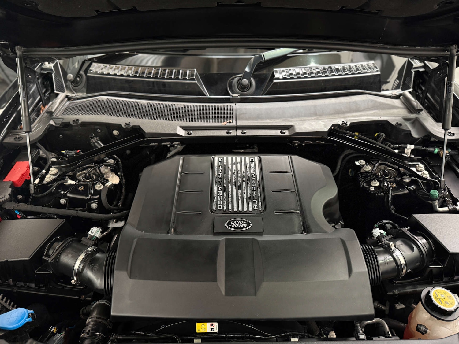 Used Land Rover Defender 2022 for sale - 77558189: Photo 31