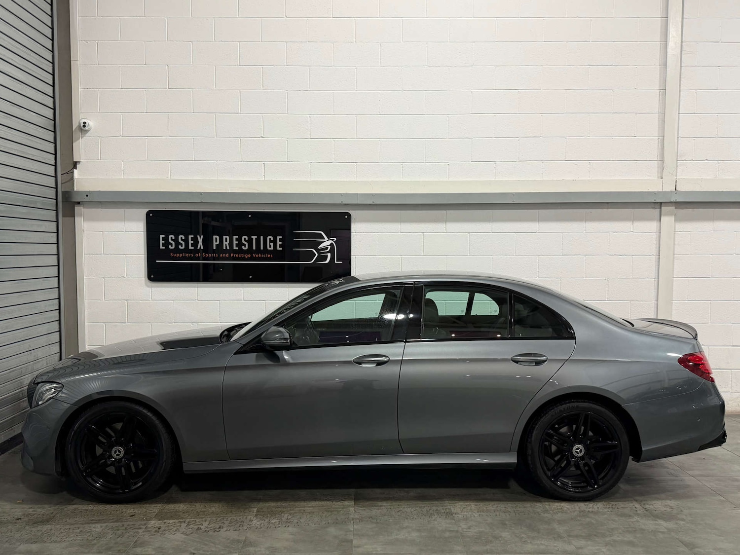 Used Mercedes-Benz E Class 2016 for sale - 76837449: Photo 3