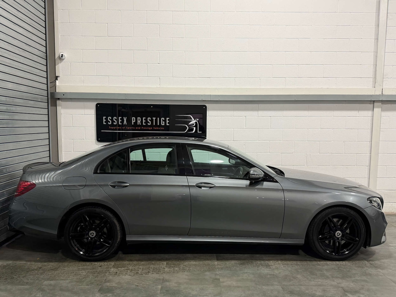 Used Mercedes-Benz E Class 2016 for sale - 76837449: Photo 4