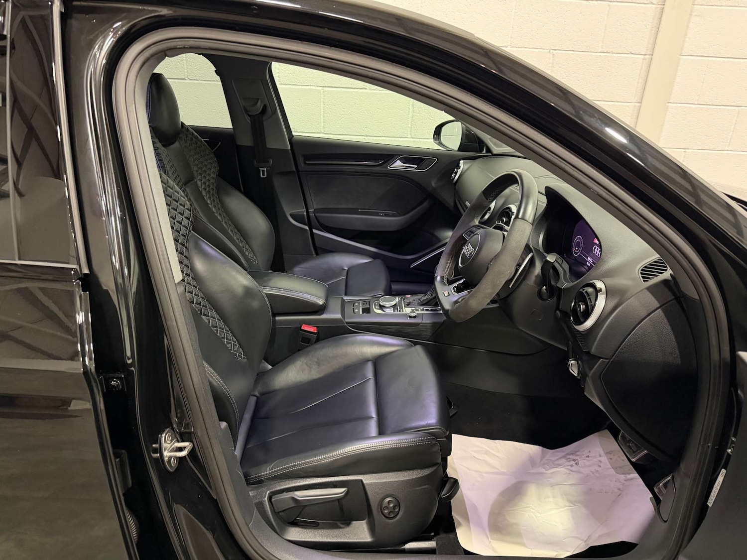 Used Audi RS3 2019 for sale - 76837455: Photo 9