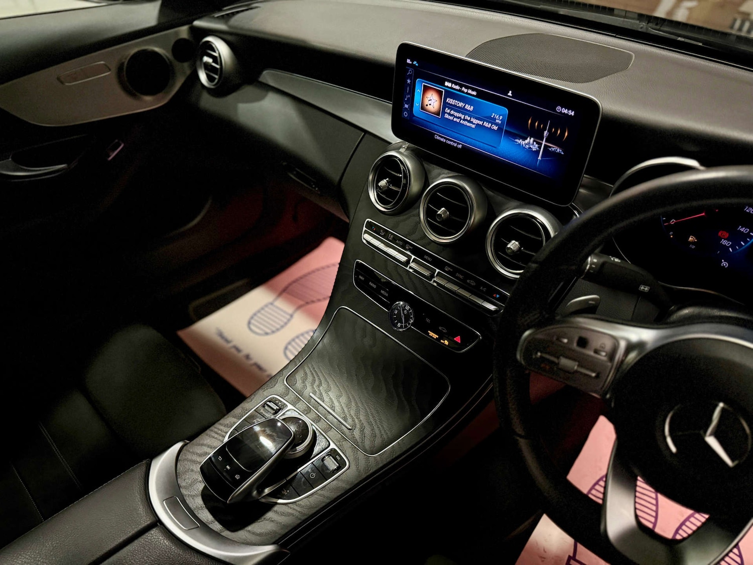 Used Mercedes-Benz C Class 2019 for sale - 76744013: Photo 16