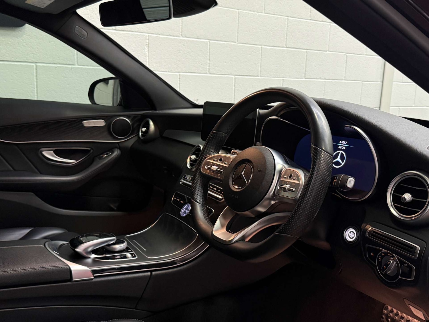 Used Mercedes-Benz C Class 2020 for sale - 77735060: Photo 15