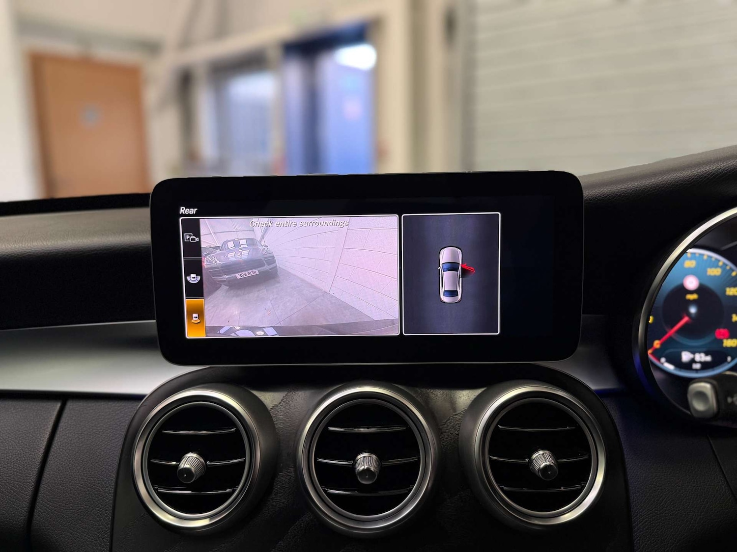 Used Mercedes-Benz C Class 2020 for sale - 77735060: Photo 24