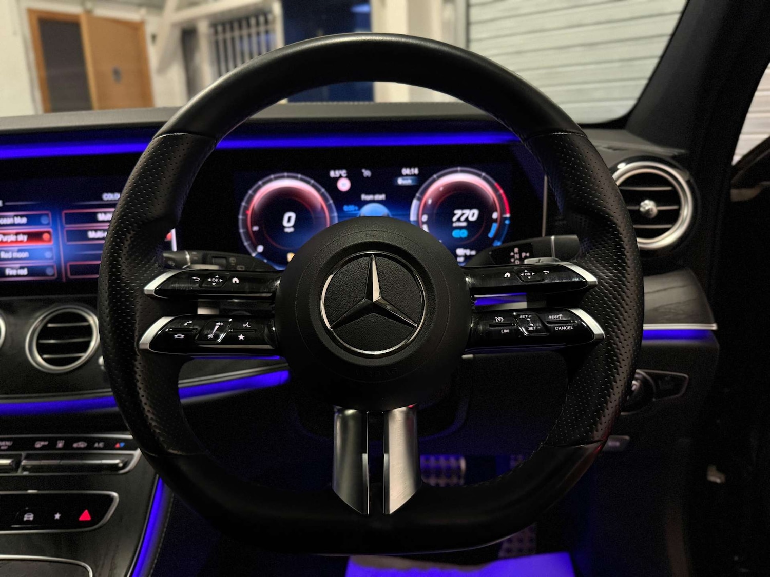 Used Mercedes-Benz E Class 2020 for sale - 76711694: Photo 13