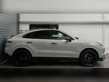 Used Porsche Cayenne 2019 for sale - 78313440: Photo