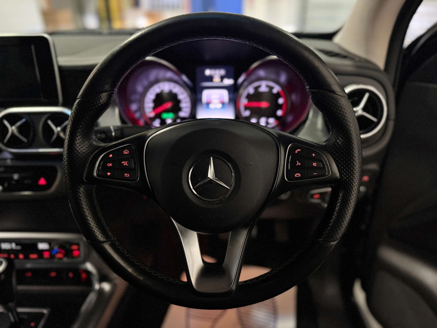 Used Mercedes-Benz X Class 2019 for sale - 77959849: Photo 12