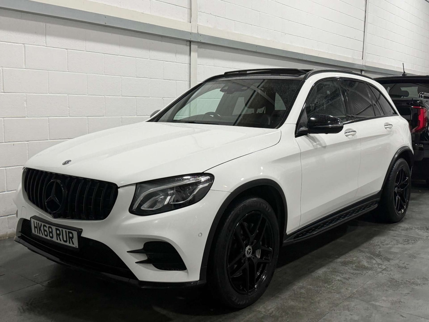 Used Mercedes-Benz GLC 2018 for sale - 76436662: Photo 3