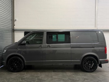 Used Volkswagen Transporter 2017 for sale - 76387486: Photo