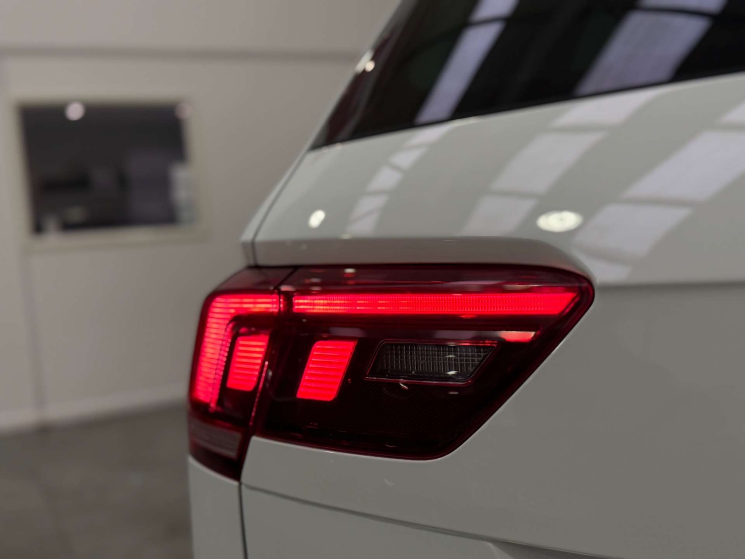 Used Volkswagen Tiguan 2021 for sale - 77688317: Photo 10