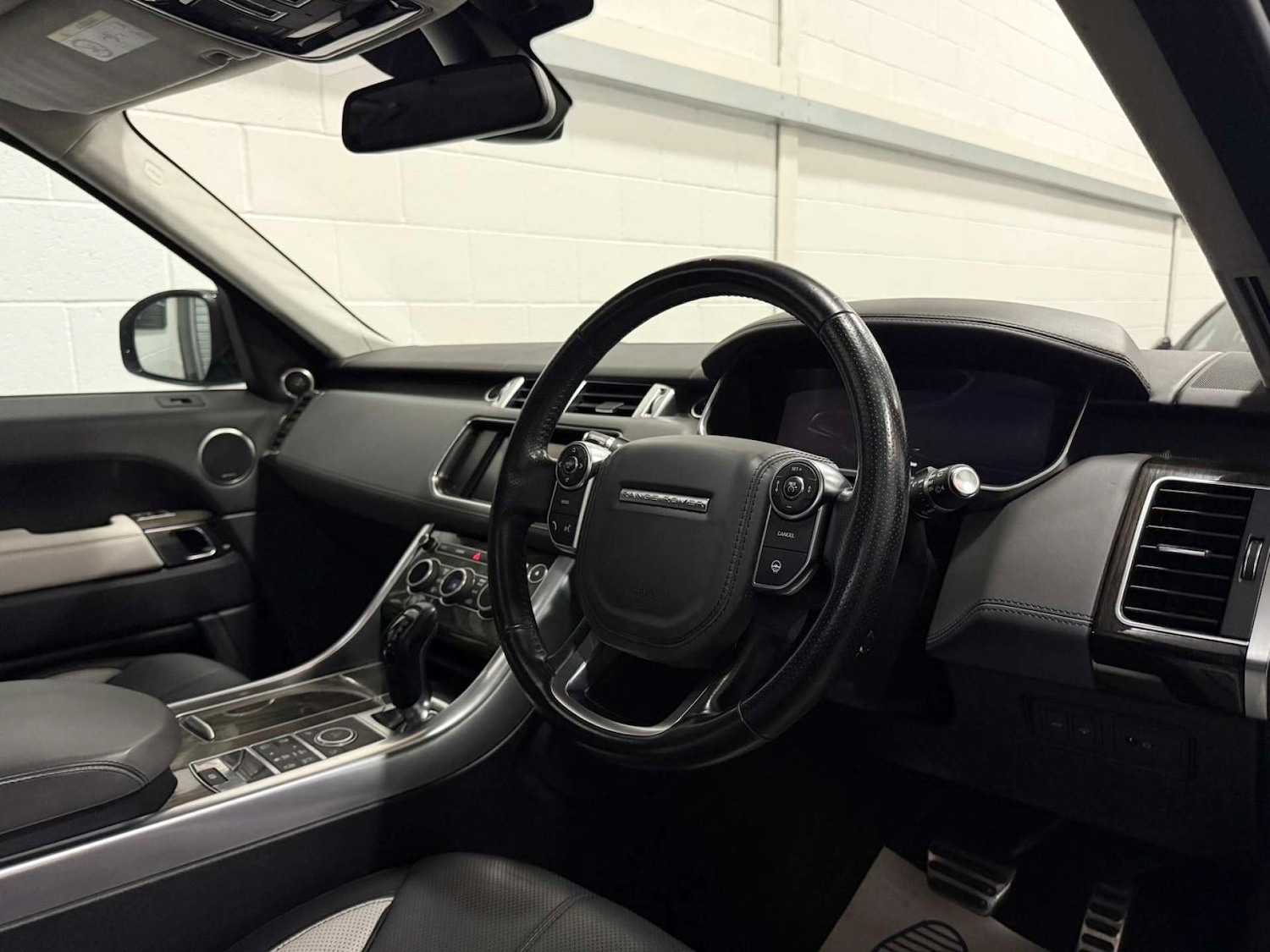 Used Land Rover Range Rover Sport 2016 for sale - 76726096: Photo 14