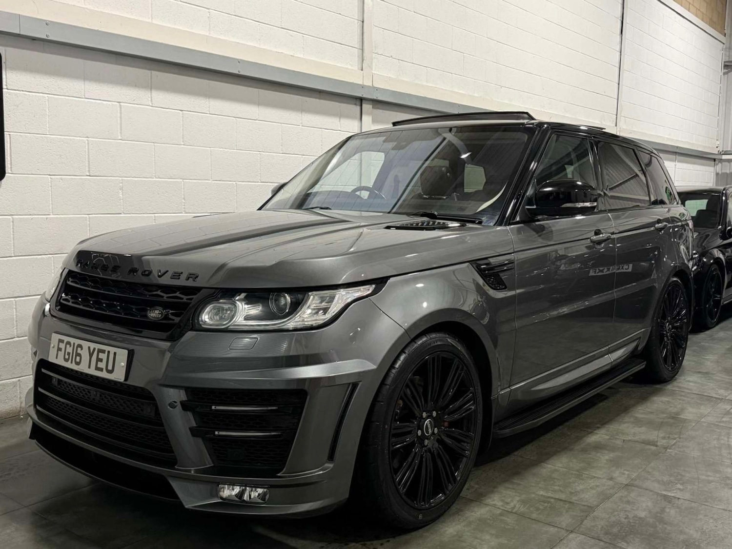 Used Land Rover Range Rover Sport 2016 for sale - 76726096: Photo 3