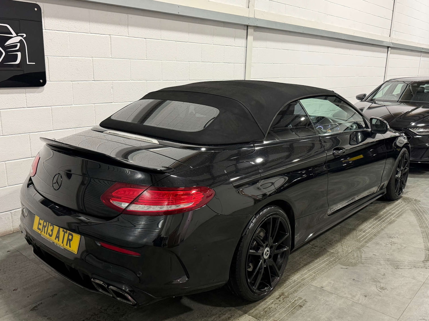 Used Mercedes-Benz C Class 2017 for sale - 76837463: Photo 11