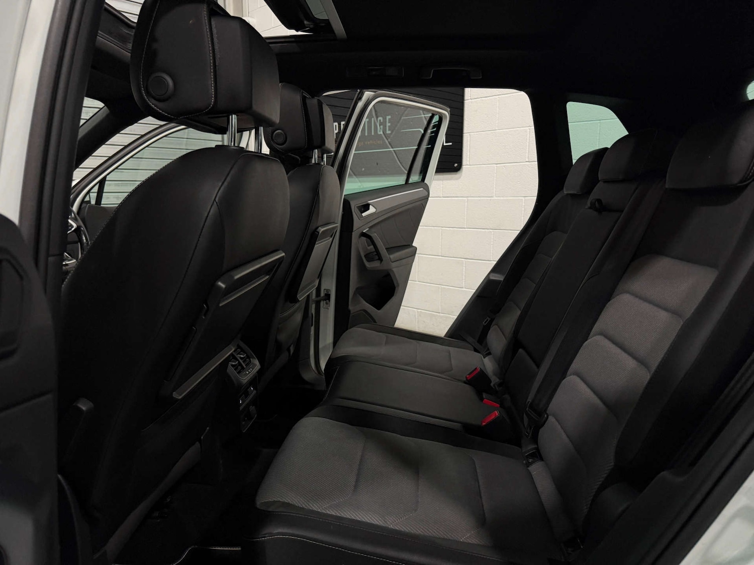 Used Volkswagen Tiguan 2019 for sale - 77042490: Photo 18