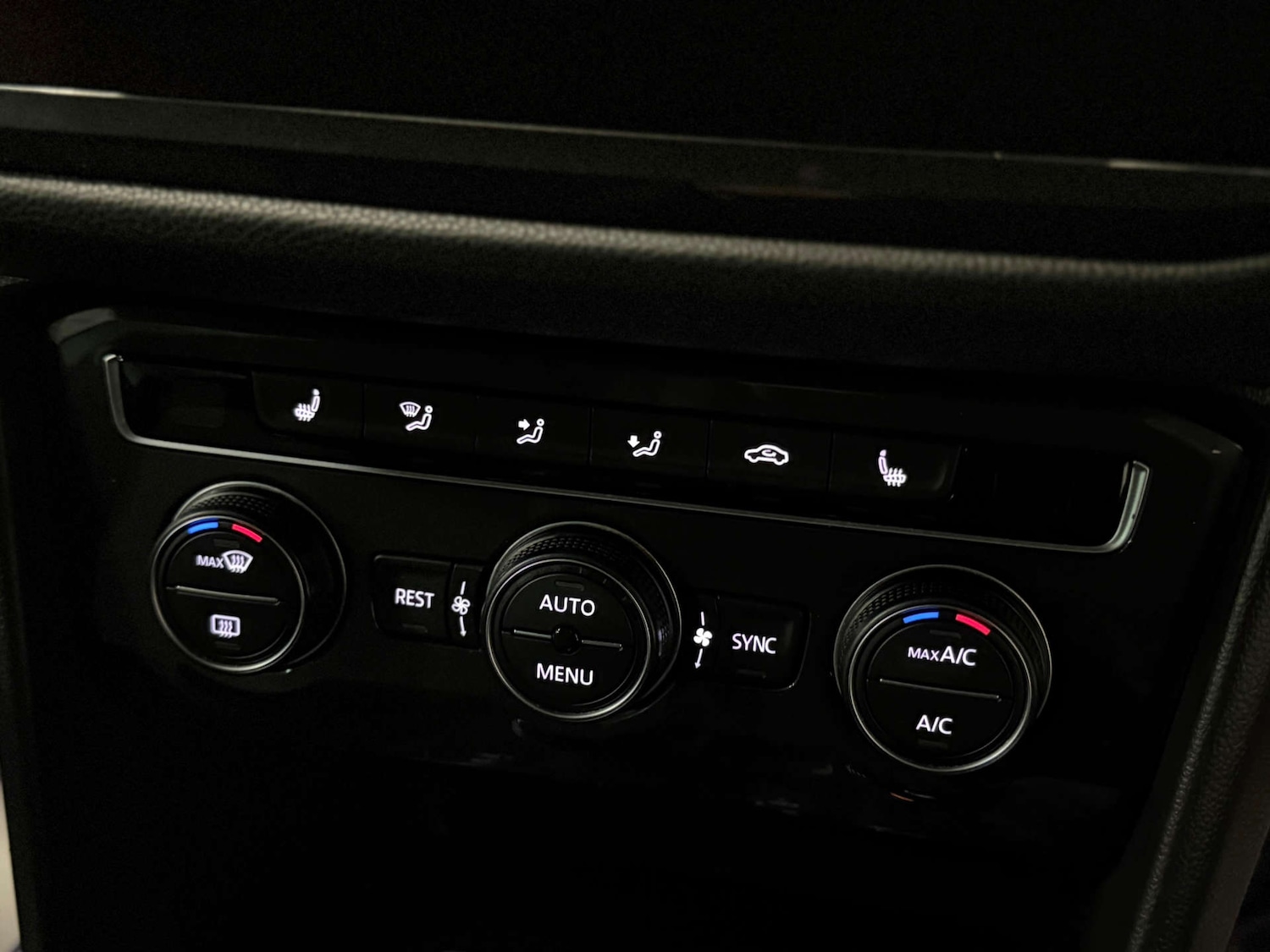 Used Volkswagen Tiguan 2019 for sale - 77042490: Photo 22