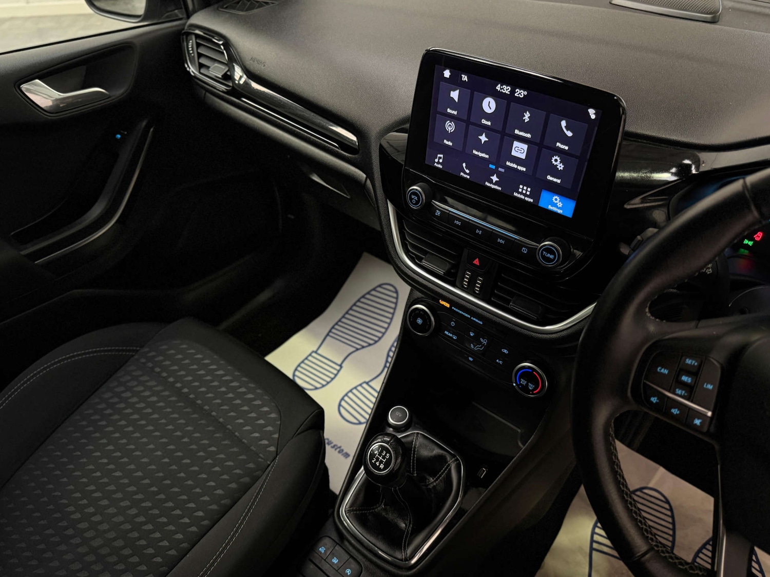 Used Ford Fiesta 2017 for sale - 76277827: Photo 16