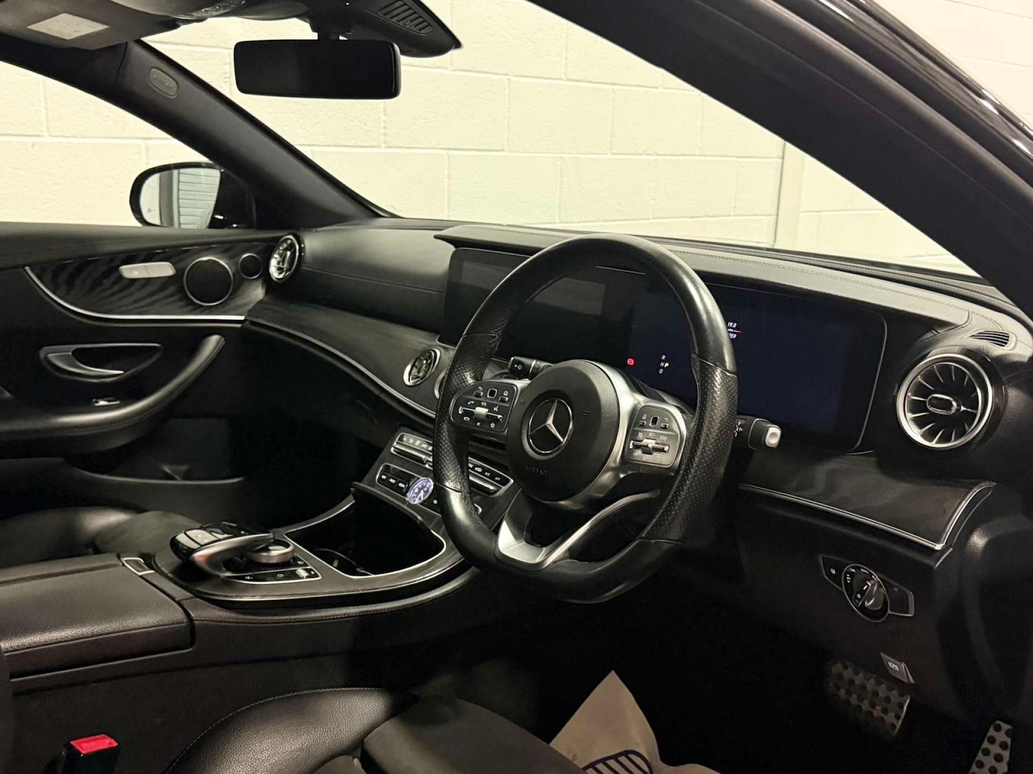 Used Mercedes-Benz E Class 2019 for sale - 76941061: Photo 10