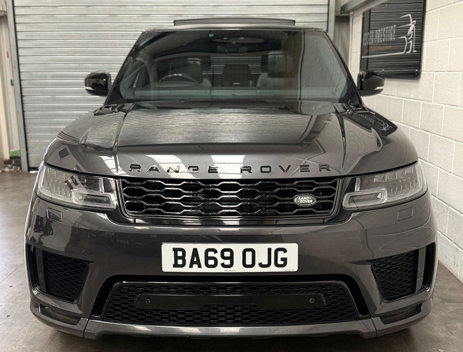 Used Land Rover Range Rover Sport 2019 for sale - 78091357: Photo 2