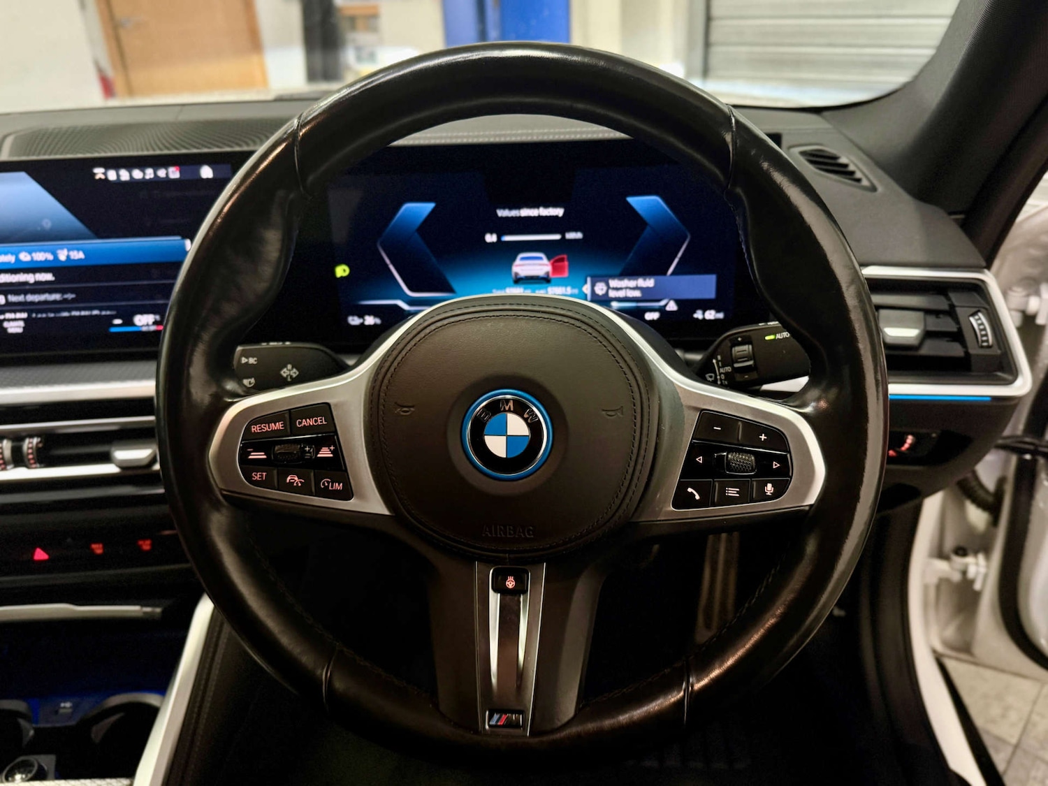 Used BMW i4 2022 for sale - 76277845: Photo 13