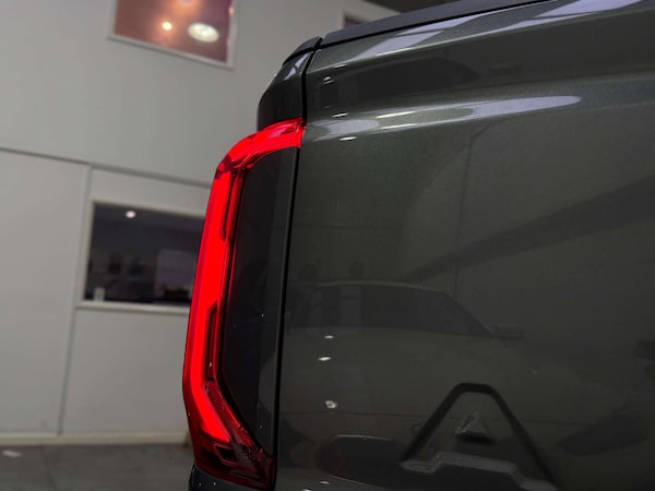 Used Volkswagen Amarok 2023 for sale - 76216605: Photo 12