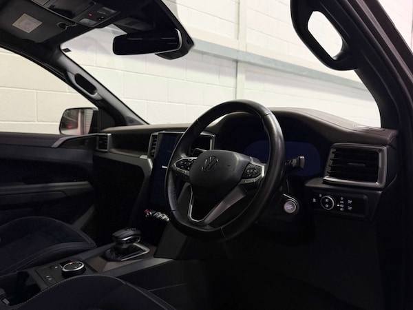 Used Volkswagen Amarok 2023 for sale - 76216605: Photo 15