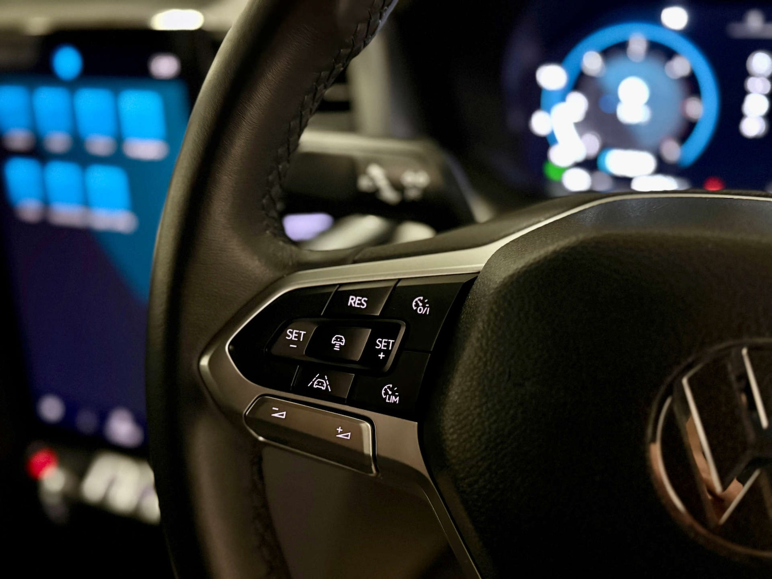 Used Volkswagen Amarok 2023 for sale - 77373162: Photo 27