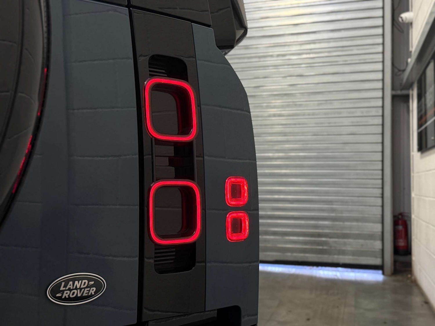 Used Land Rover Defender 2020 for sale - 76829883: Photo 12