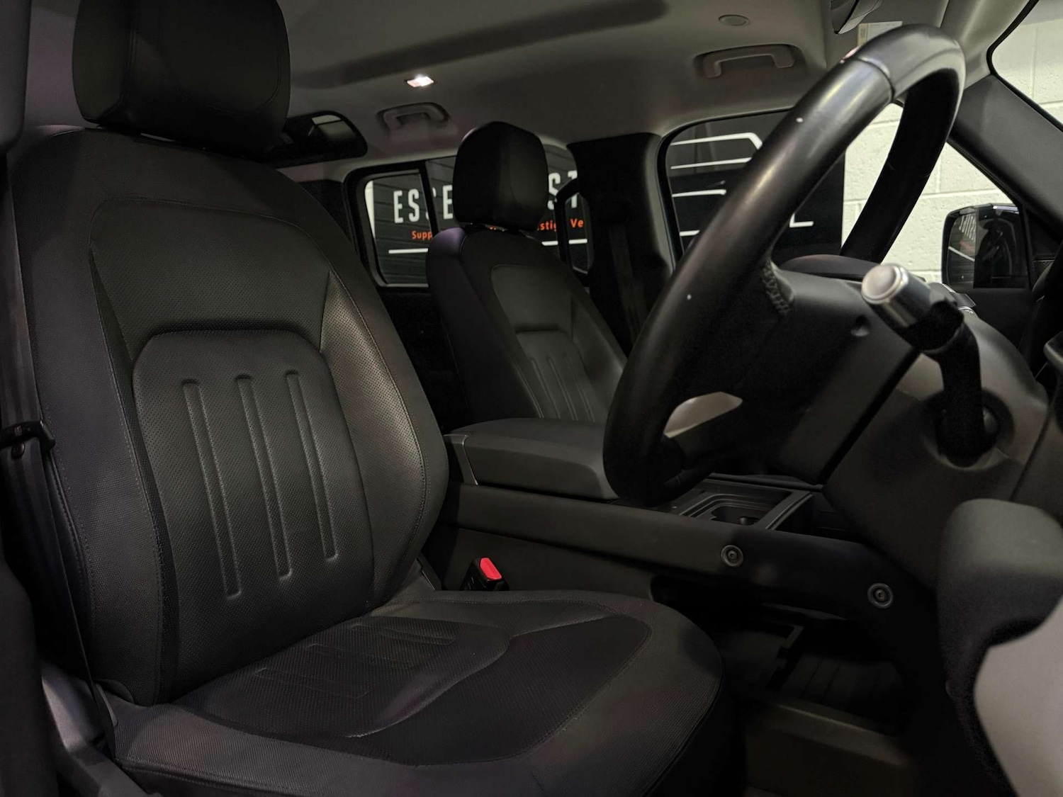 Used Land Rover Defender 2020 for sale - 76829883: Photo 16