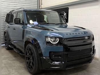 Land Rover - Defender