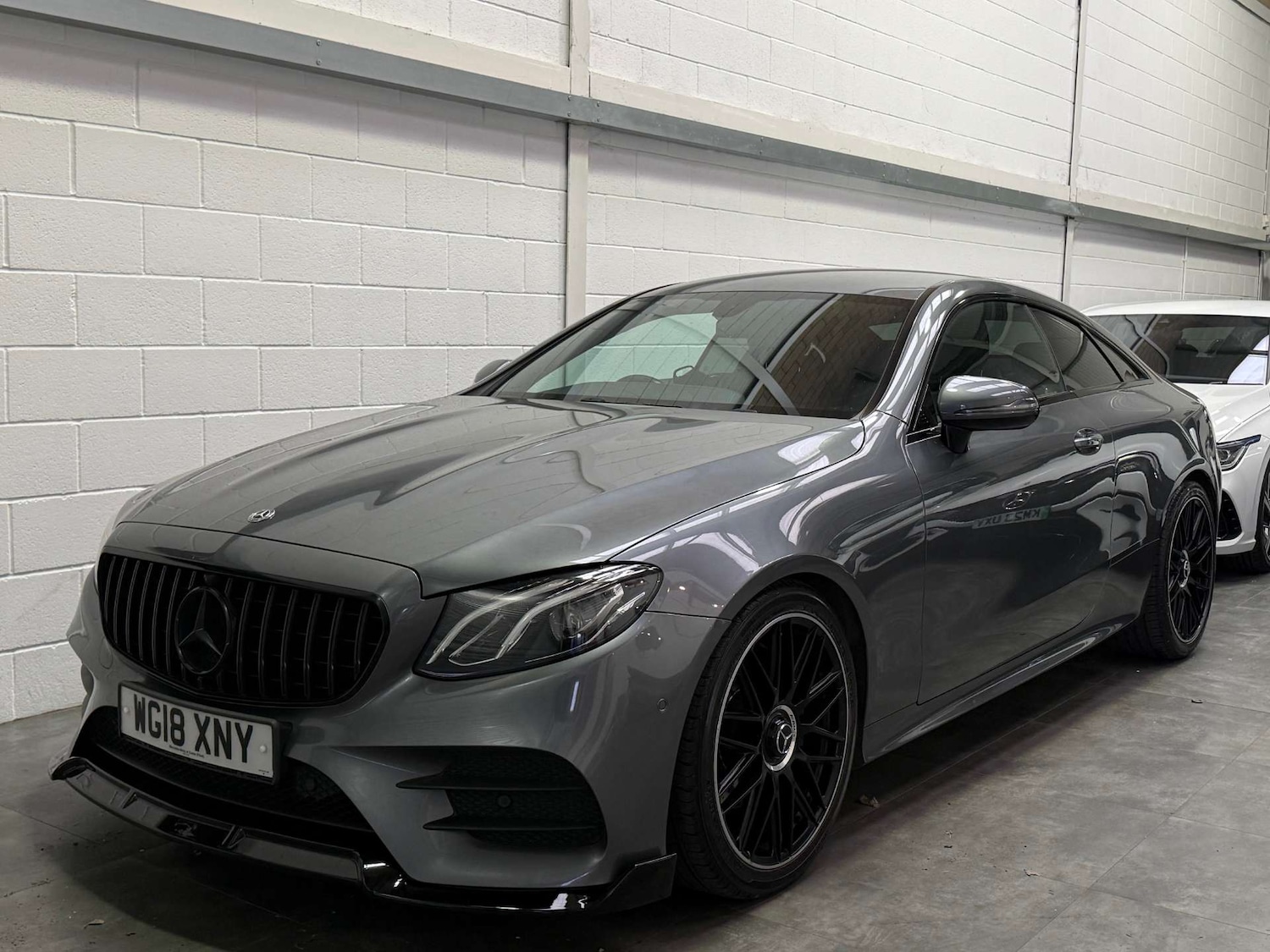 Used Mercedes-Benz E Class 2018 for sale - 77850616: Photo 3