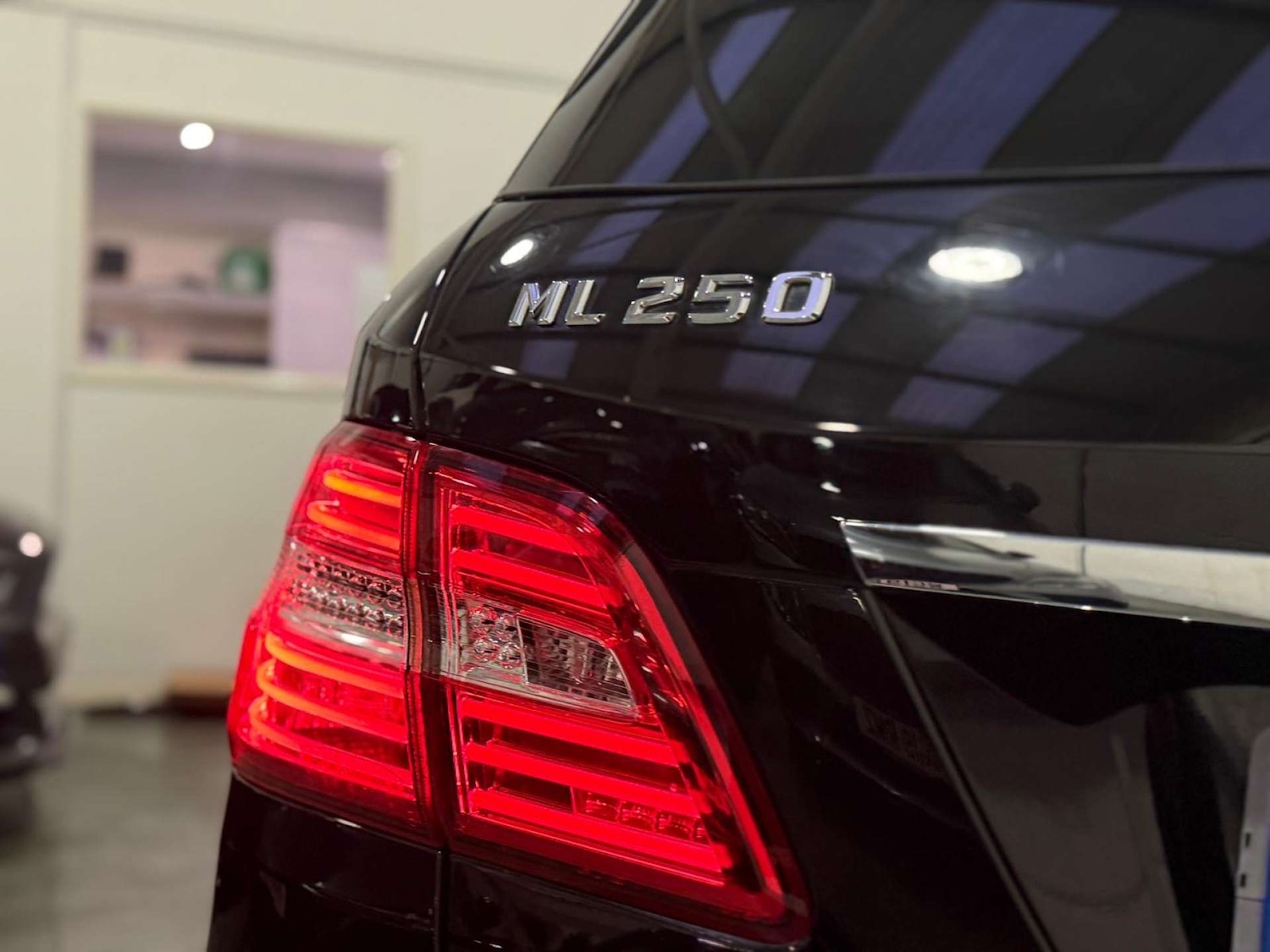 Used Mercedes-Benz M Class 2015 for sale - 76940201: Photo 10