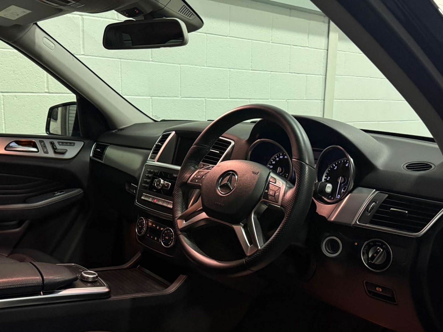 Used Mercedes-Benz M Class 2015 for sale - 76940201: Photo 14