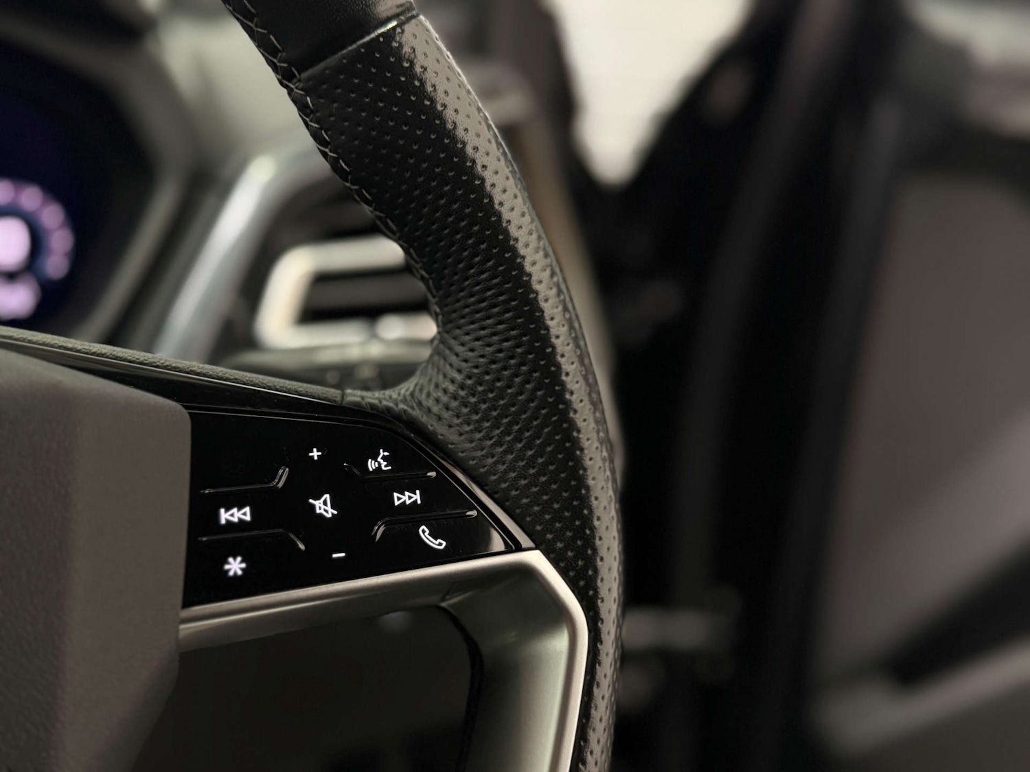 Used Audi Q4 e-tron 2023 for sale - 78090311: Photo 19