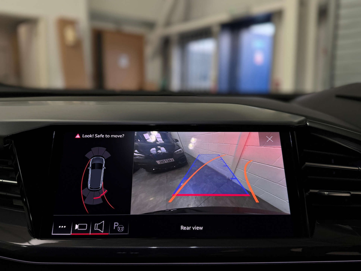 Used Audi Q4 e-tron 2023 for sale - 78090311: Photo 20