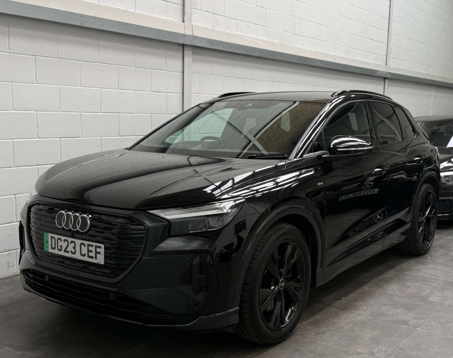 Used Audi Q4 e-tron 2023 for sale - 78090311: Photo 3