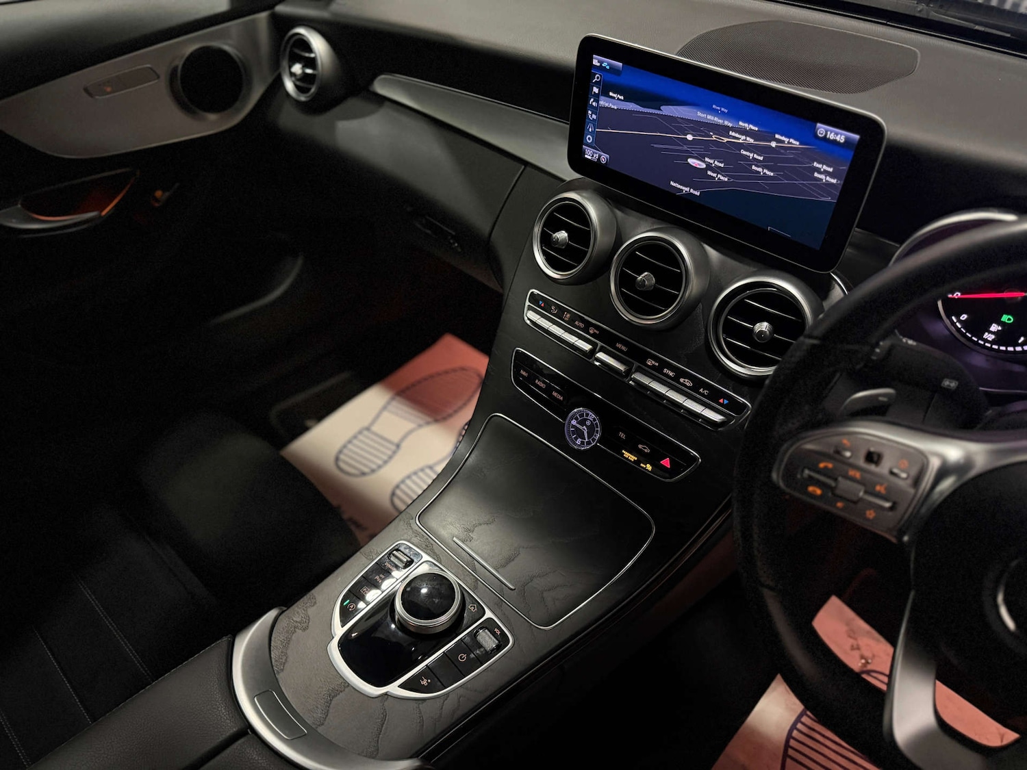 Used Mercedes-Benz C Class 2019 for sale - 77125194: Photo 20