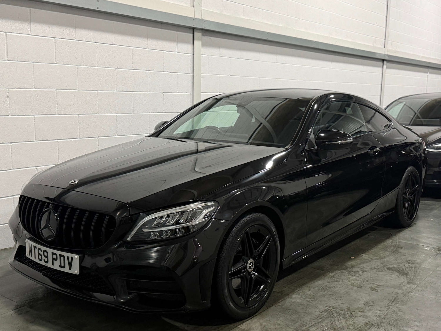 Used Mercedes-Benz C Class 2019 for sale - 77125194: Photo 3