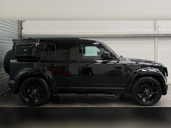 Used Land Rover Defender 2022 for sale - 78557694: Photo