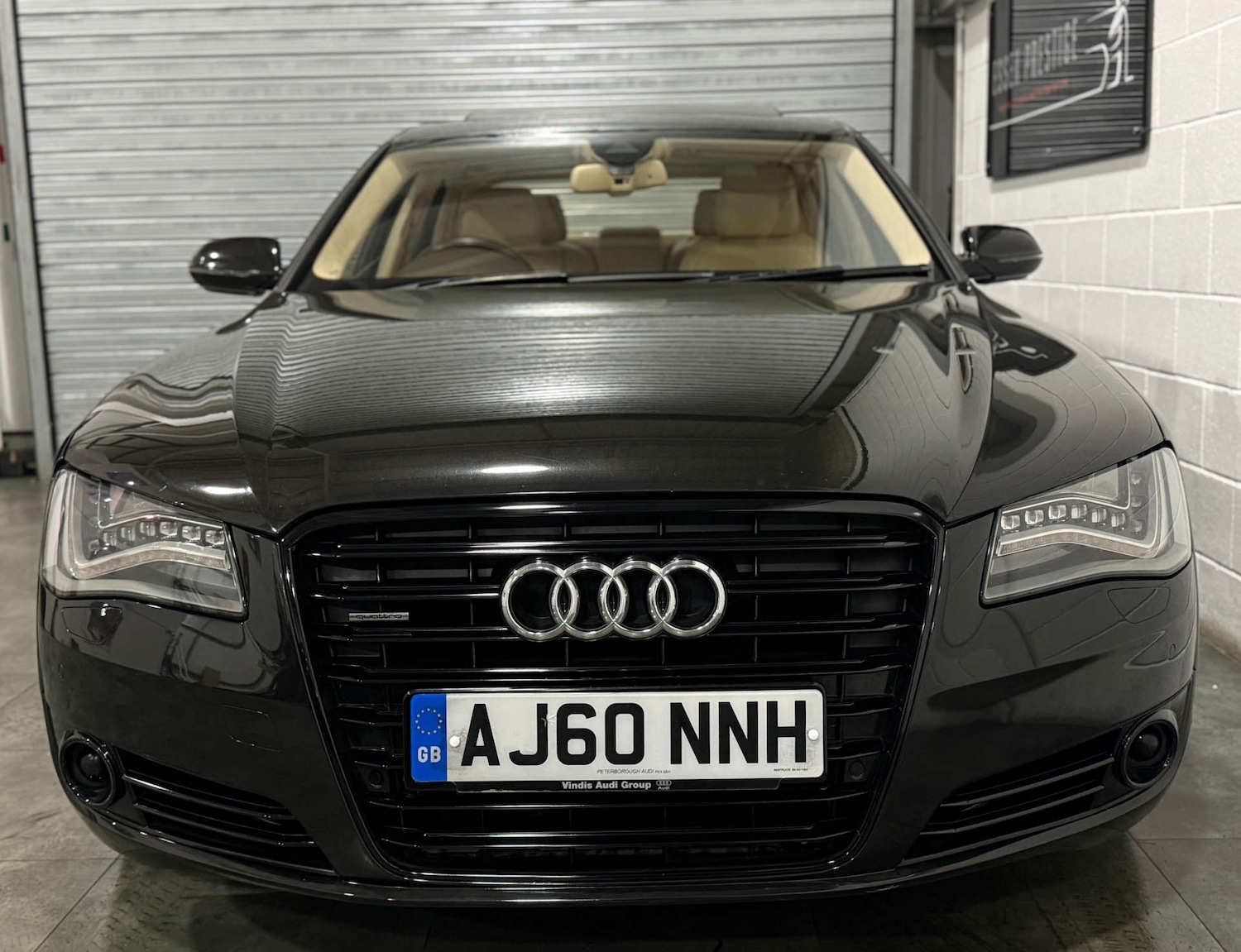Used Audi A8 2011 for sale - 76726097: Photo 2