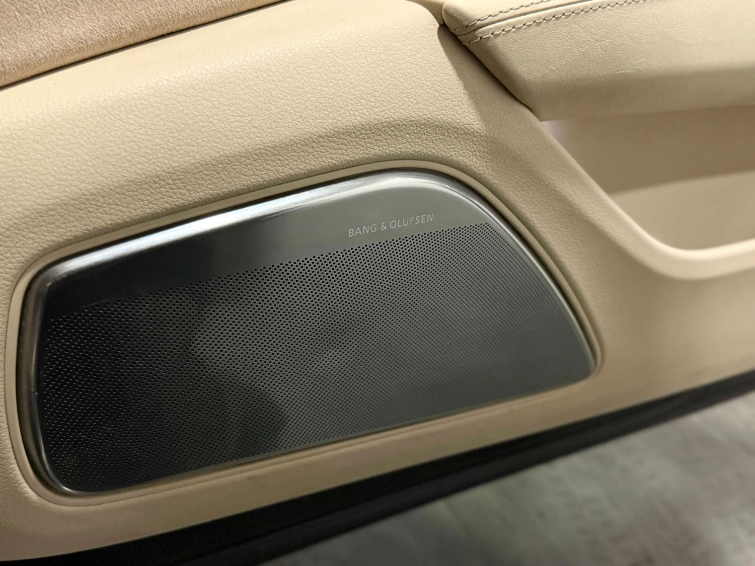 Used Audi A8 2011 for sale - 76726097: Photo 21