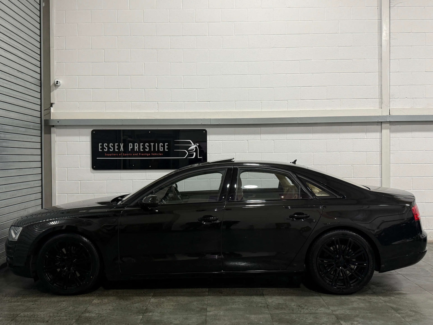 Used Audi A8 2011 for sale - 76726097: Photo 4