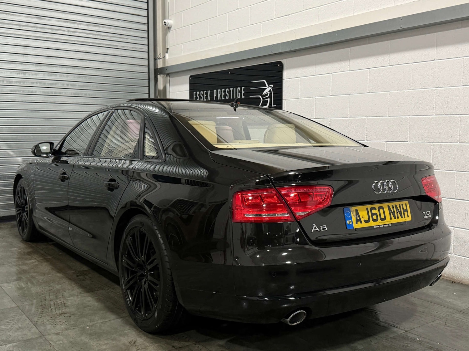 Used Audi A8 2011 for sale - 76726097: Photo 8