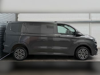 Used Ford Transit Custom 2024 for sale - 78213089: Photo