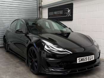 2019 - ModeL 3 Performance AWD 4WD 4dr