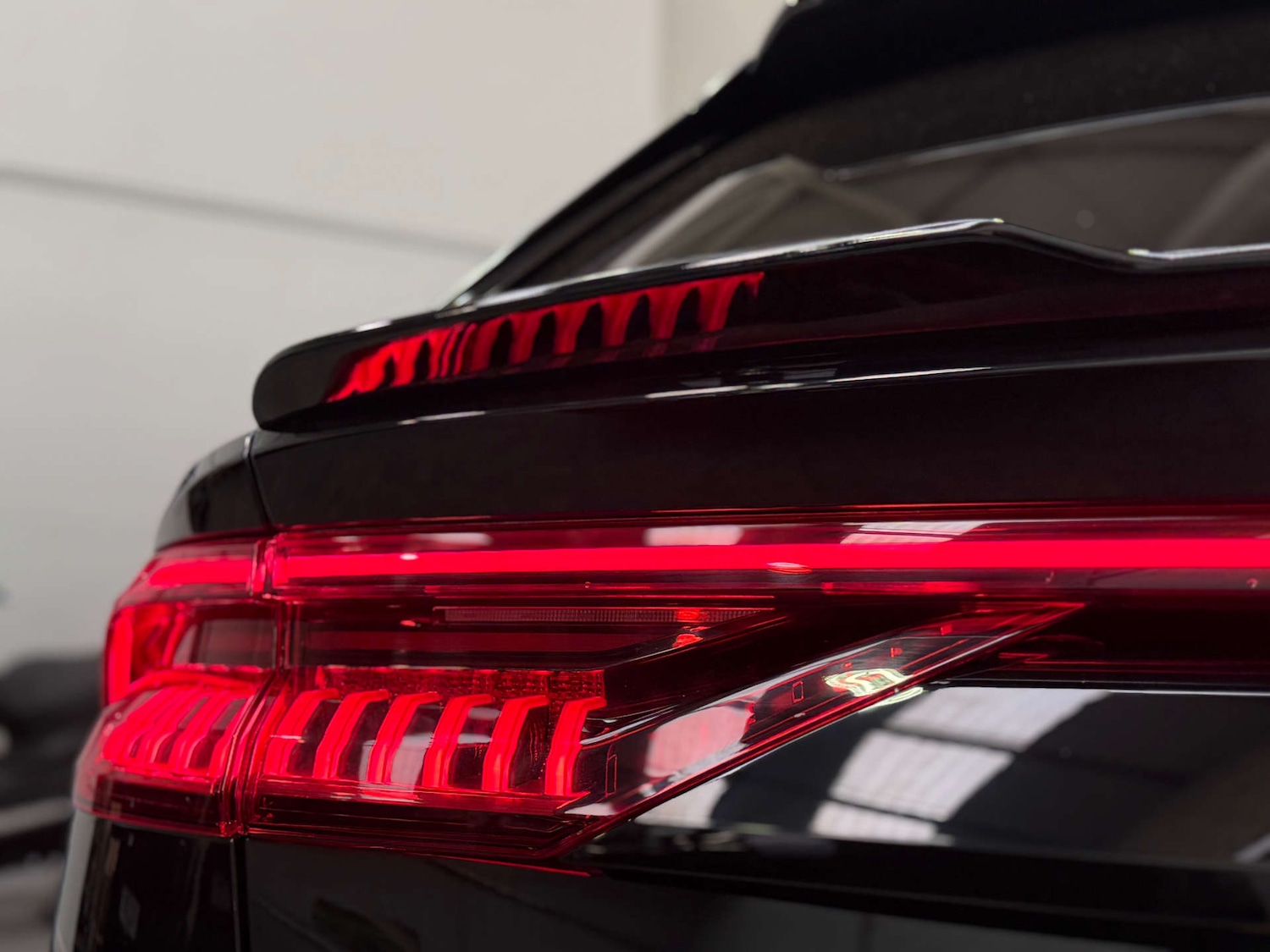 Used Audi Q8 2020 for sale - 78016559: Photo 10